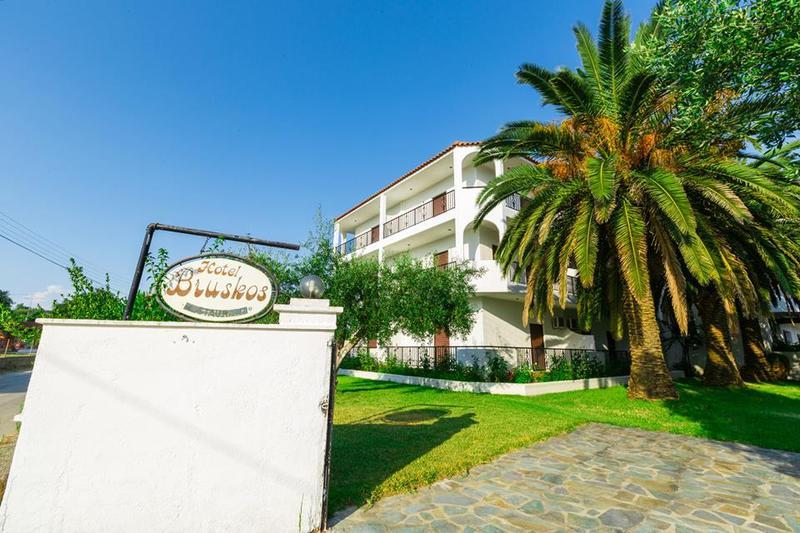 Bruskos Hotel Agios Georgios  Exterior photo