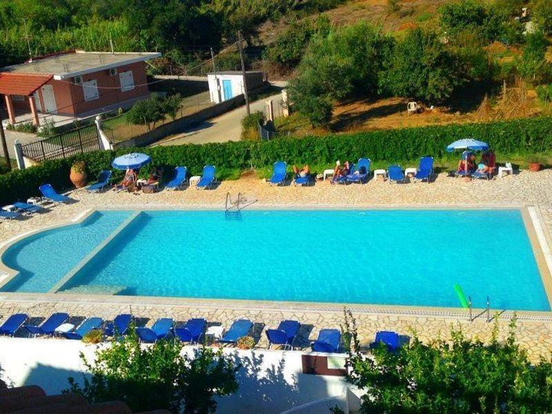 Bruskos Hotel Agios Georgios  Exterior photo